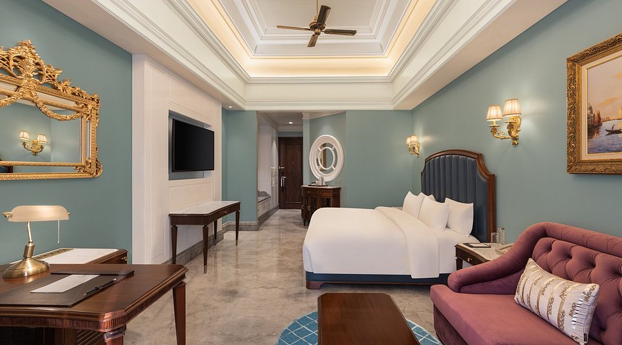 Super Deluxe Room